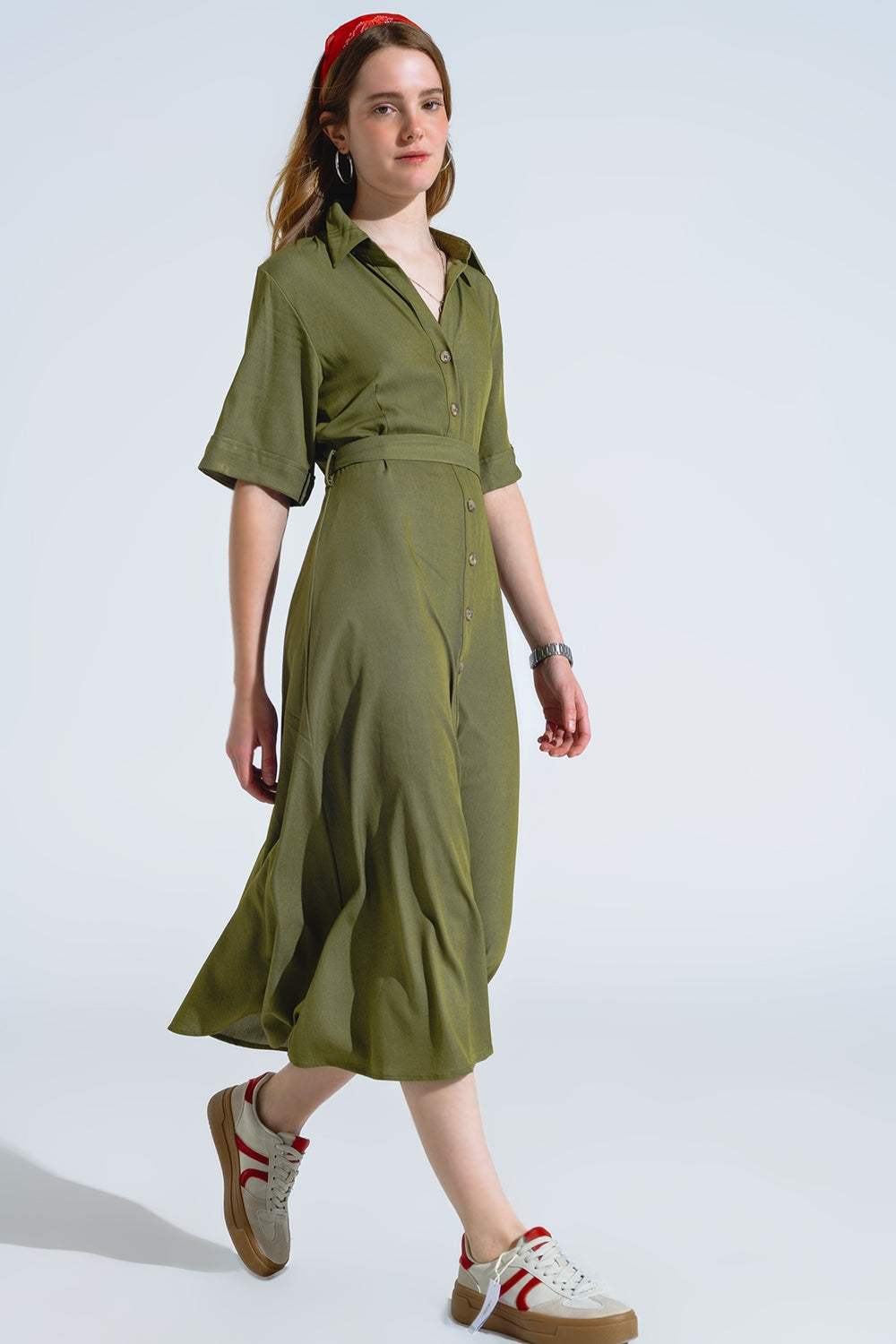 Maxi Vestido Camisero Verde Con Cuello Polo Q2