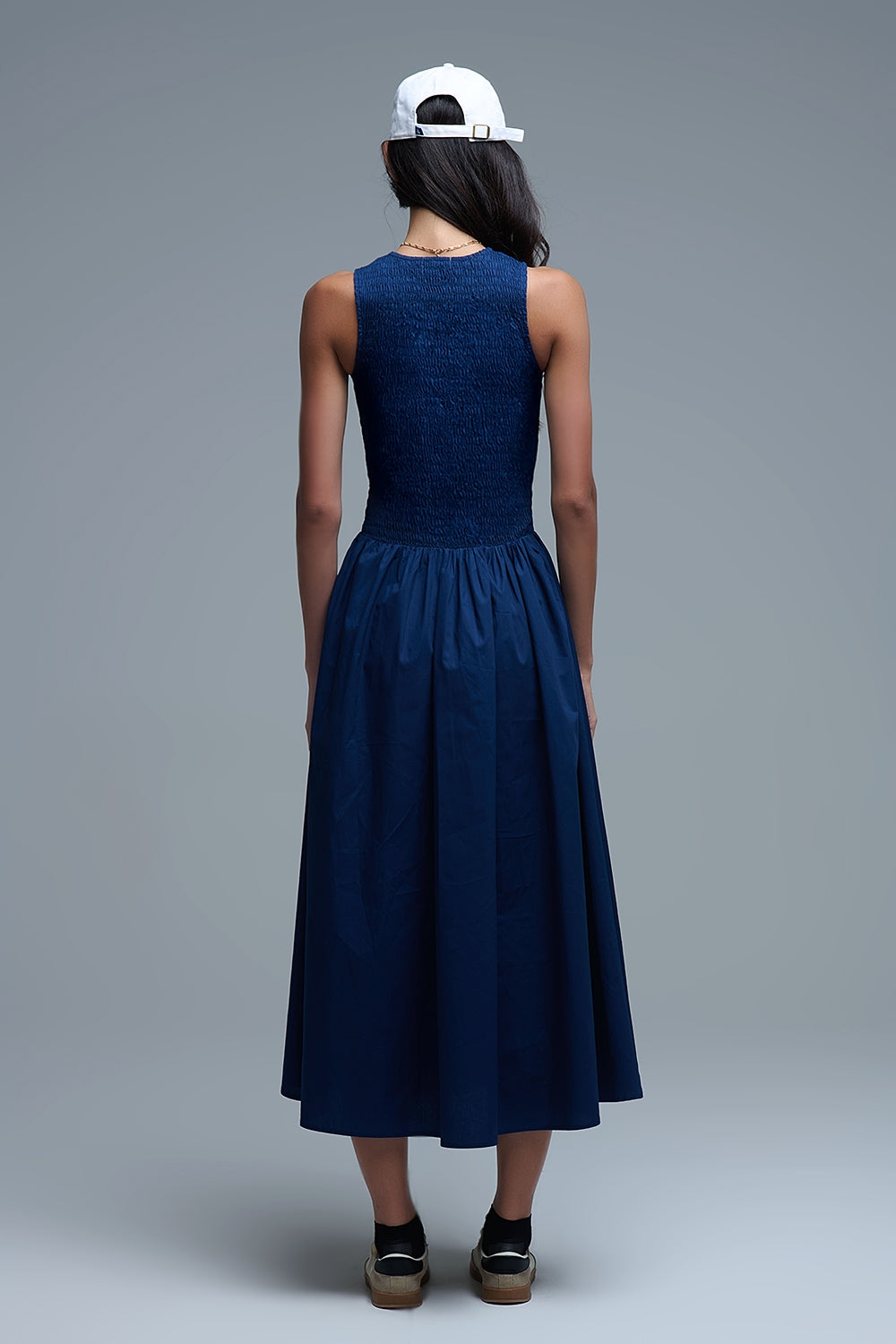 Maxi Vestido de popelina azul marino con detalle fruncido Q2