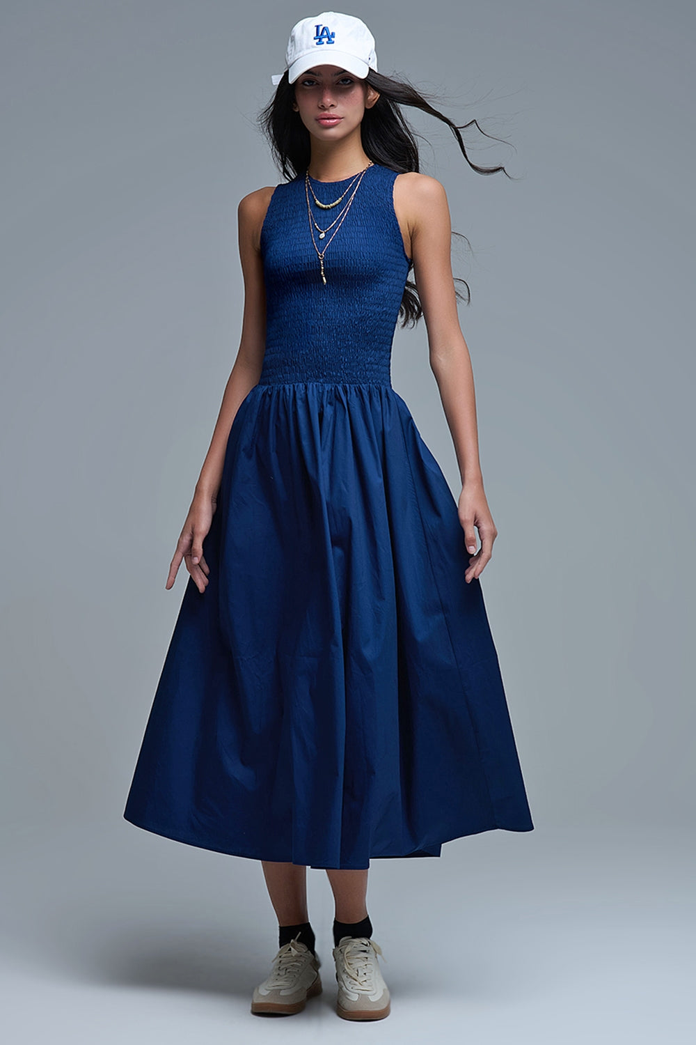 Maxi Vestido de popelina azul marino con detalle fruncido Q2