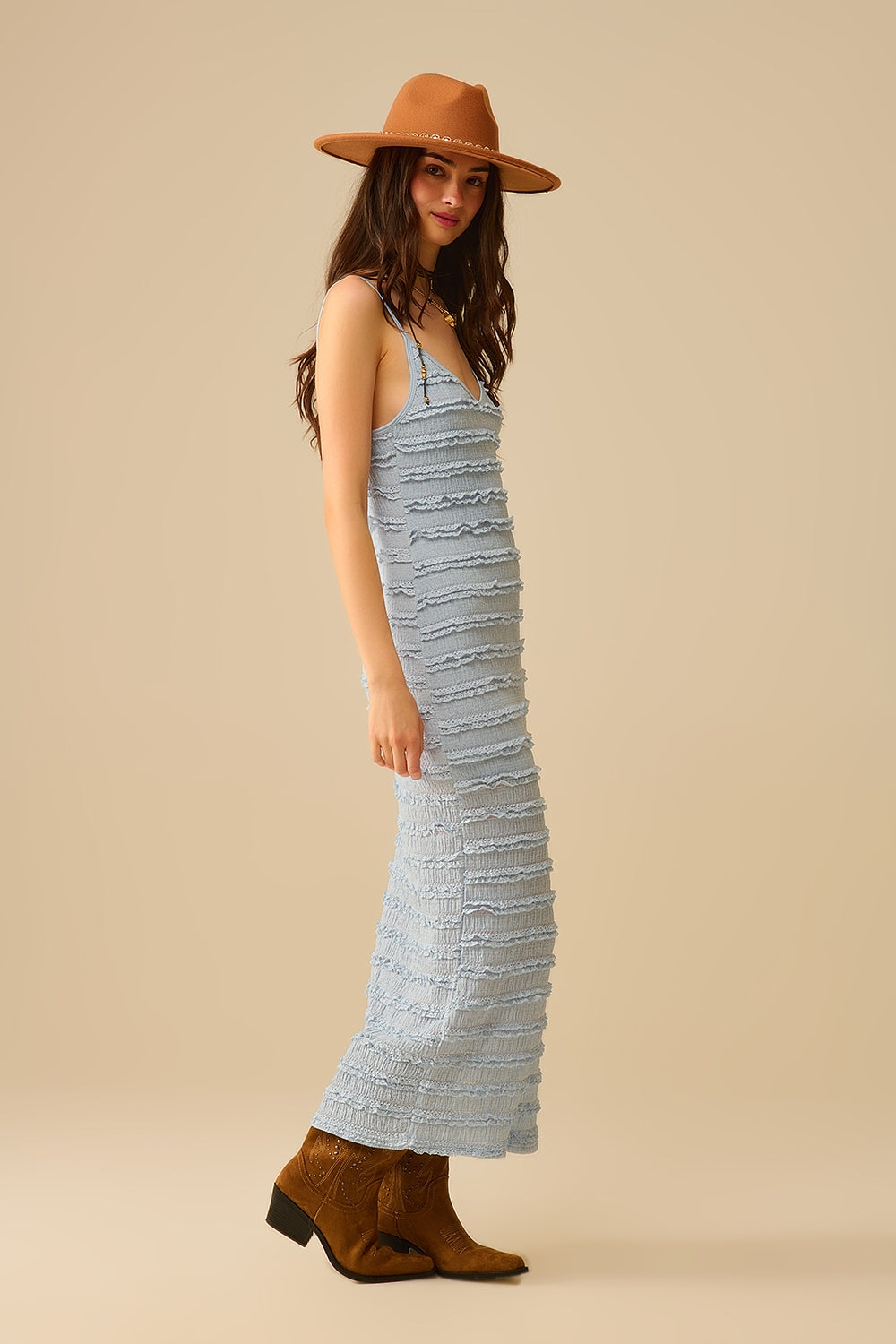 Maxivestido de volantes con abertura en color azul Q2