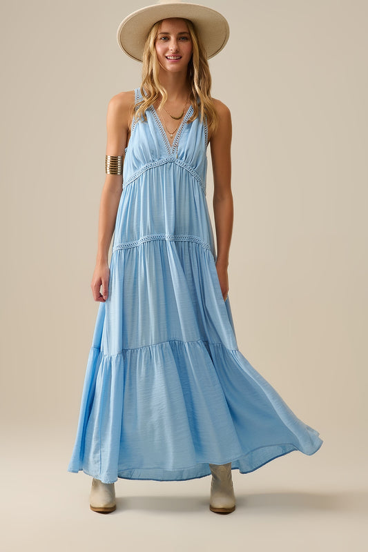 Q2 Maxivestido fluido con aplicaciones de encaje en azul claro