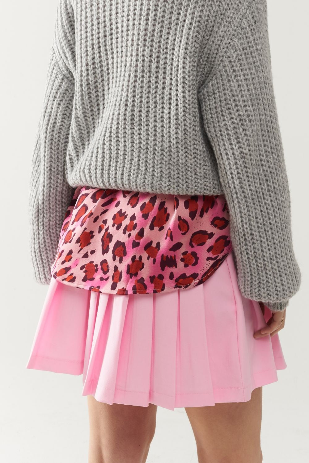 mini falda plisada rosa Q2