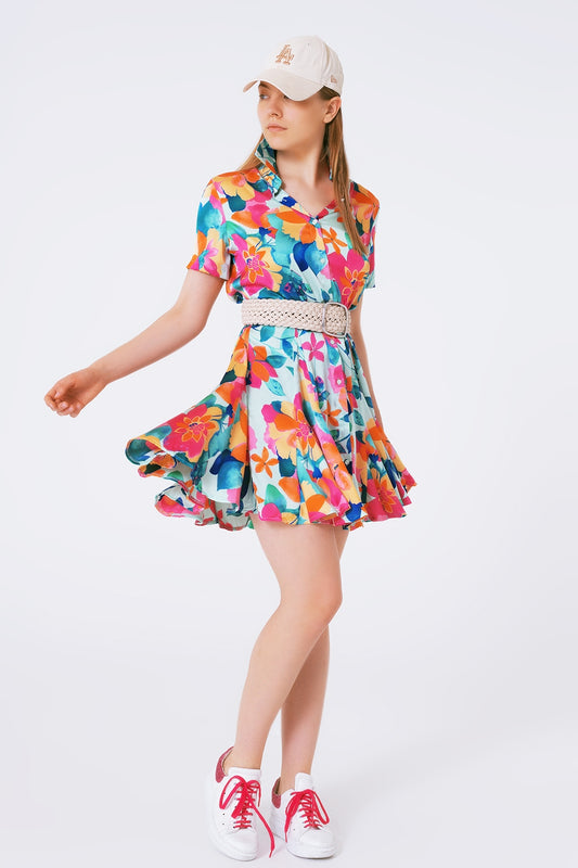 Q2 Mini vestido en saten suave estampado flores