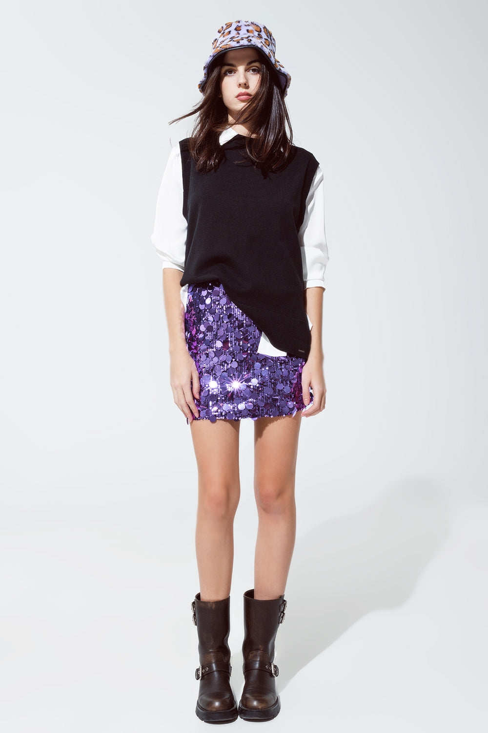 Minifalda con lentejuelas Grandes en morado Q2