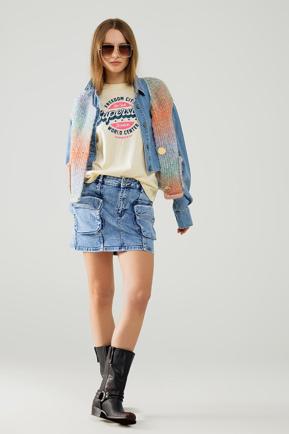 minifalda mid wash con bolsillos cargo Q2
