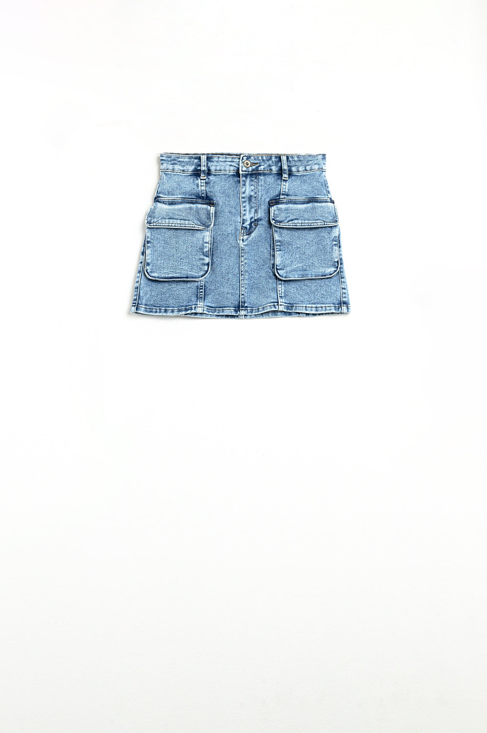 minifalda mid wash con bolsillos cargo Q2