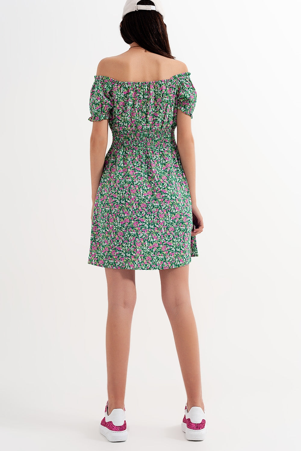 Minivestido con detalle de pliegues en estampado floral verde Q2