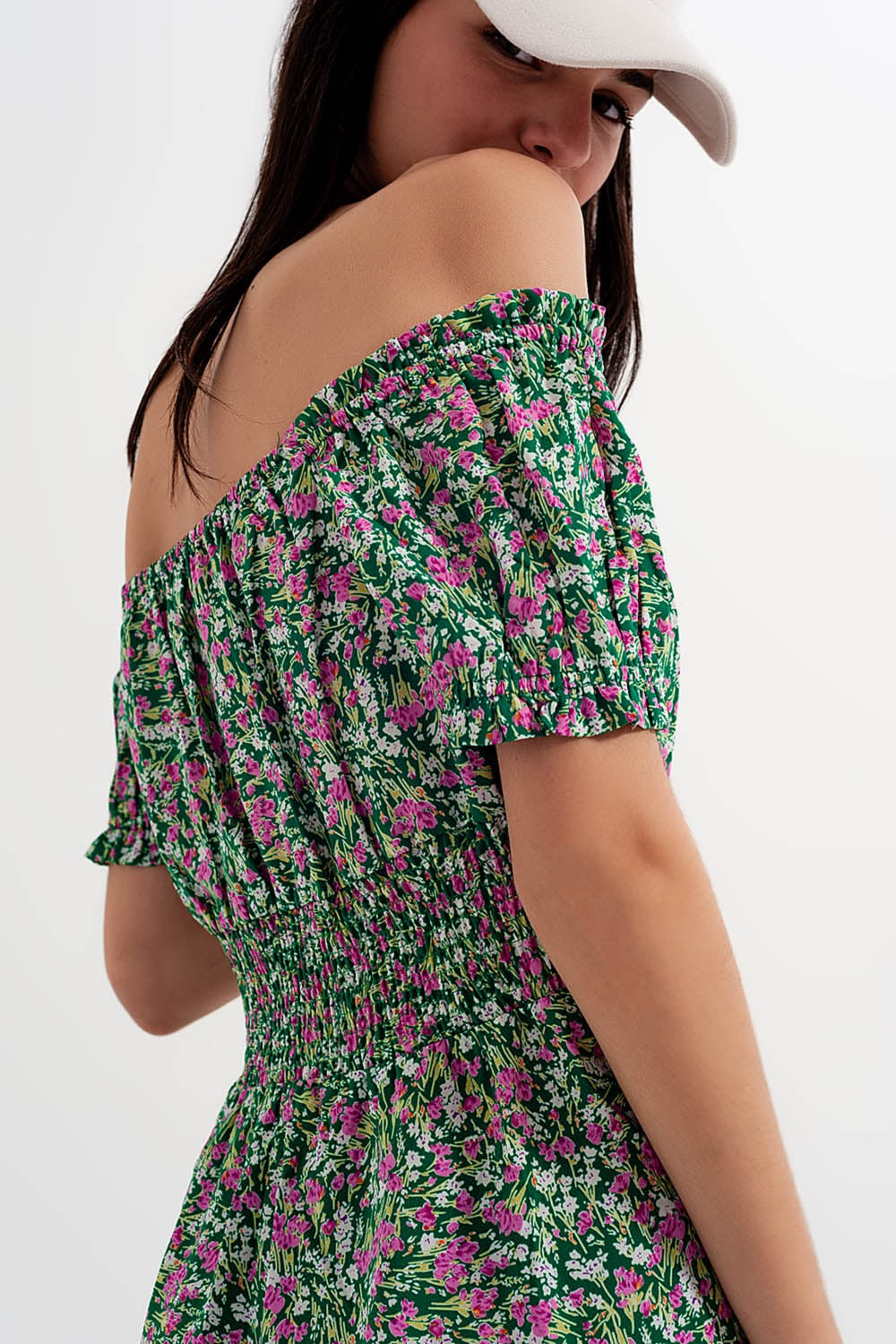 Minivestido con detalle de pliegues en estampado floral verde Q2