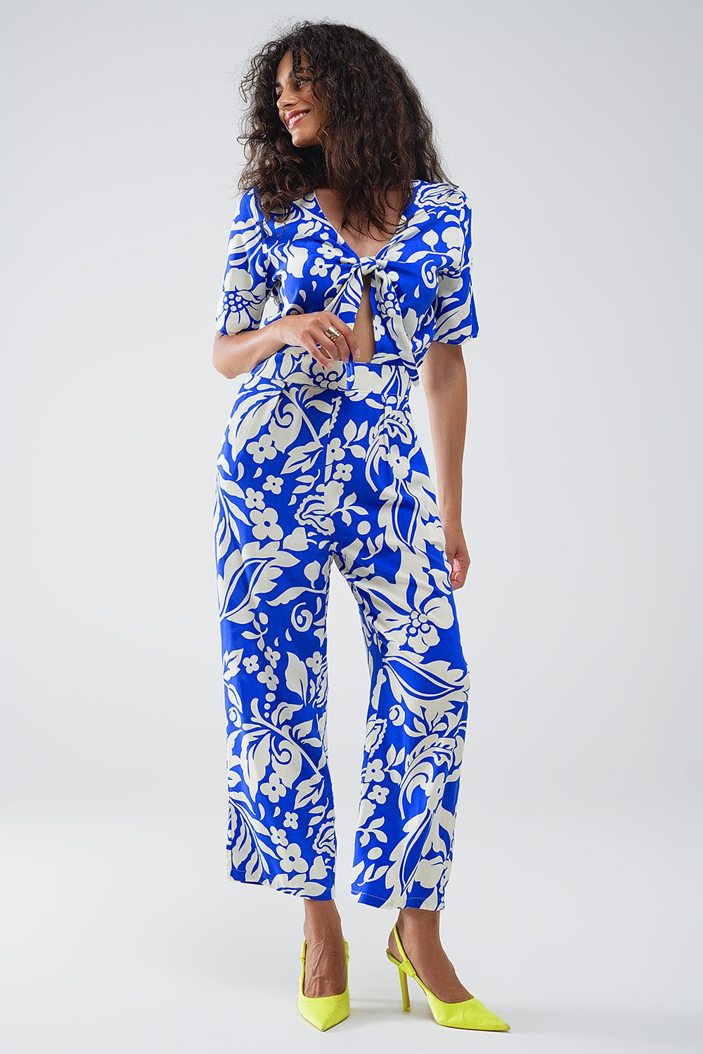 Mono Floral De Manga Corta En Azul Q2