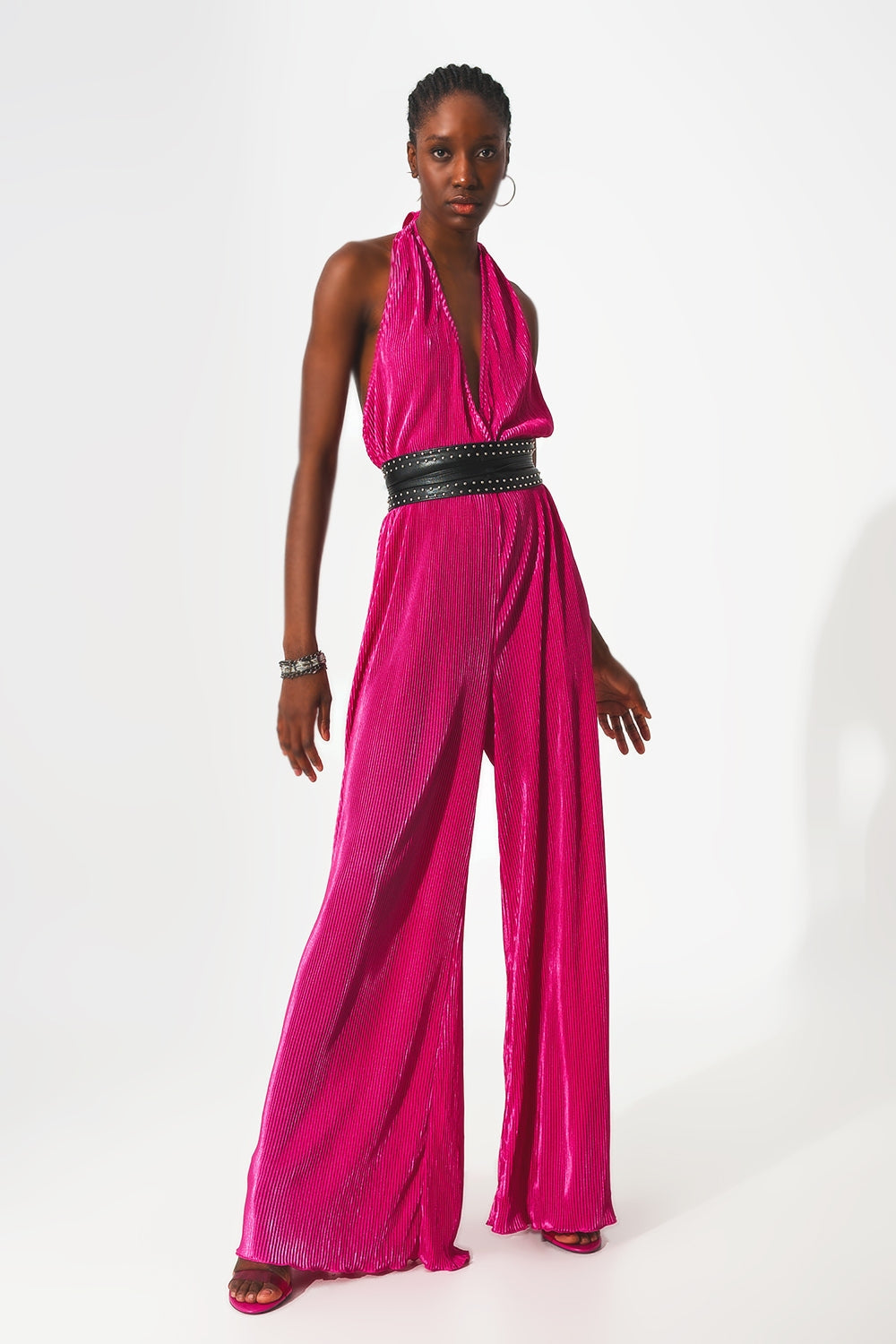 Mono largo plisado con cuello halter de satén fucsia Q2