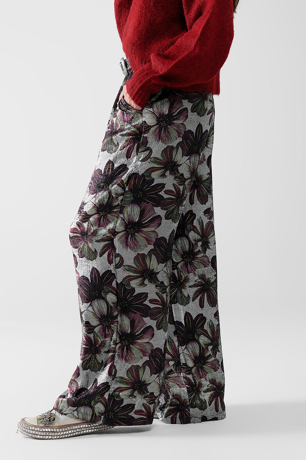 pantalón ancho con estampado floral Q2