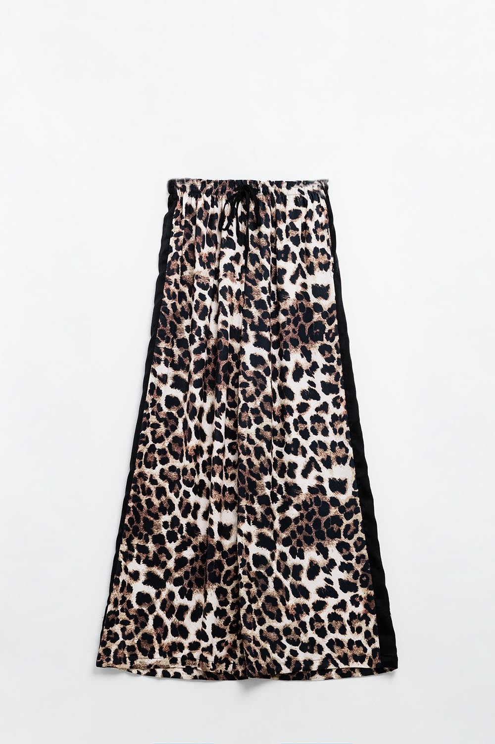 Pantalón ancho de leopardo con raya lateral de satén Q2