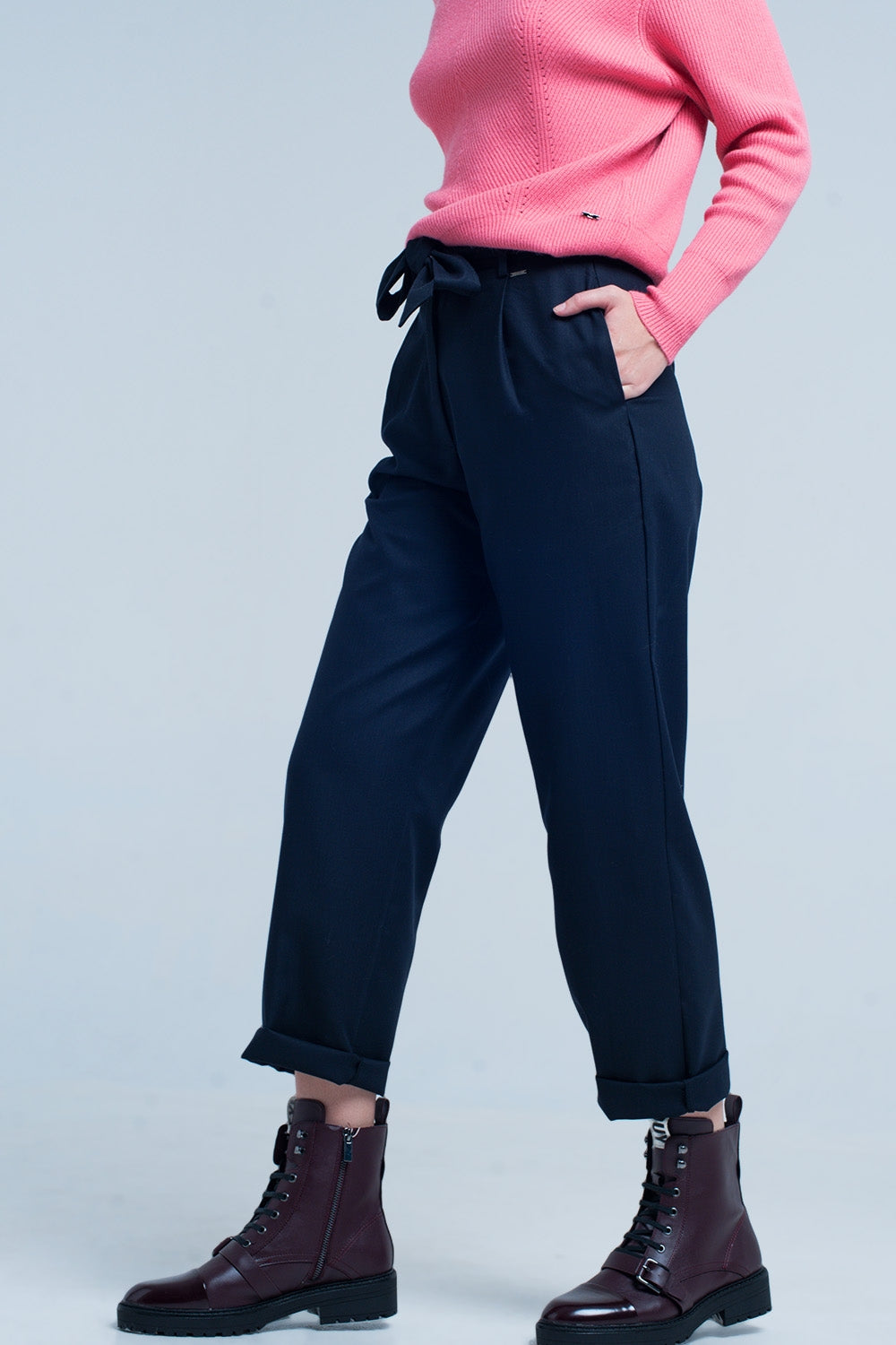 Pantalon ancho recto azul marino con lazo Q2
