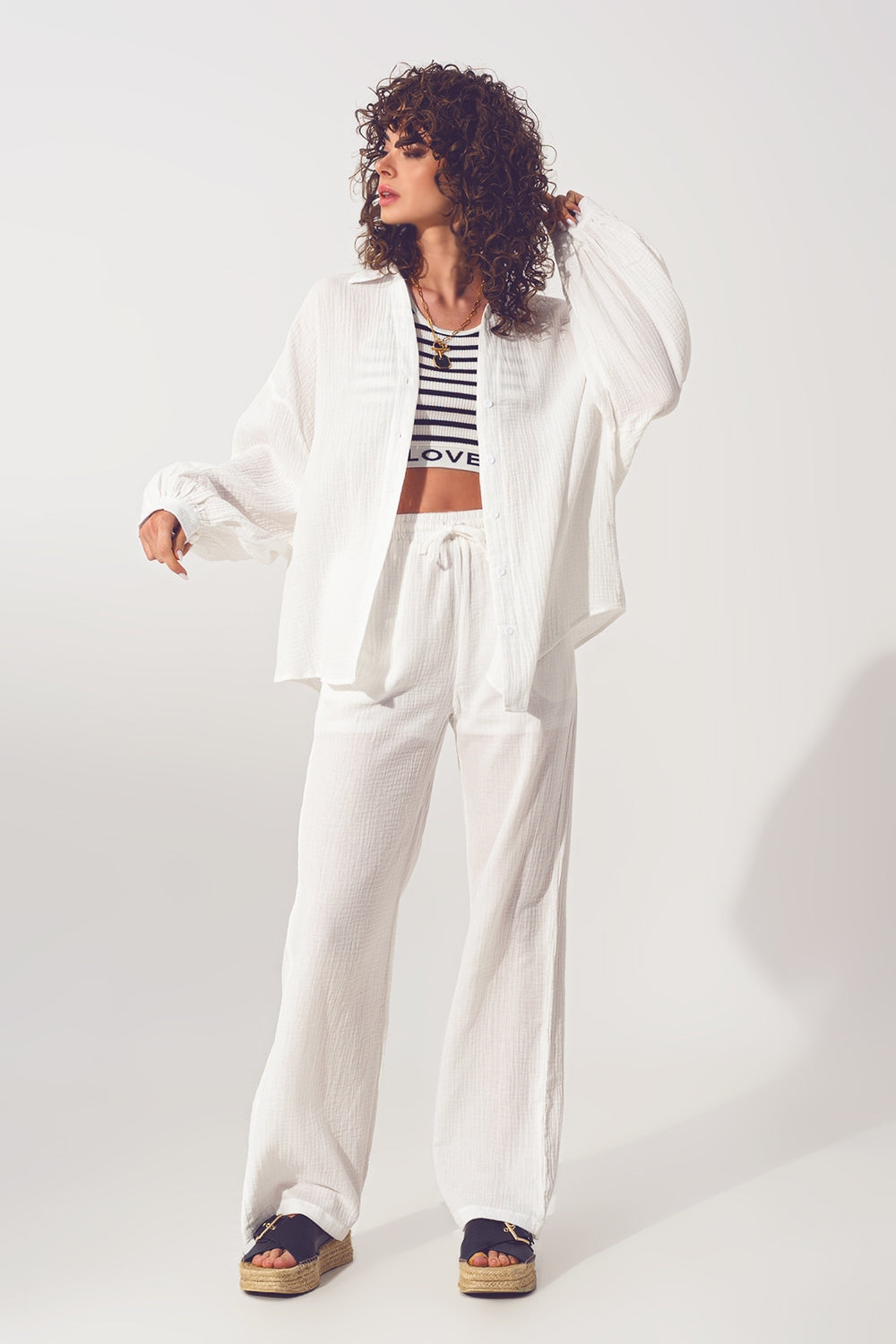 Pantalón Ancho Texturizado en Blanco Q2