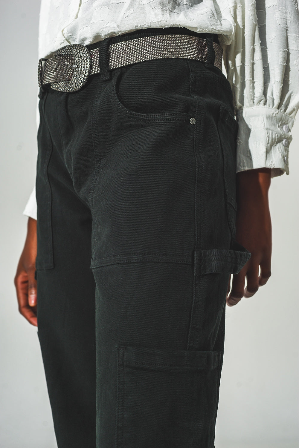 Pantalón Cargo Recto en Negro Q2
