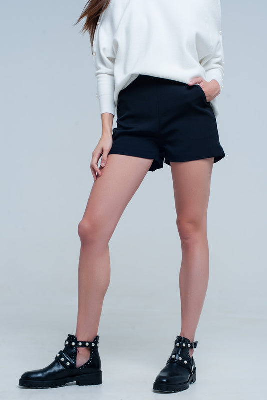 Q2 Pantalón corto negro