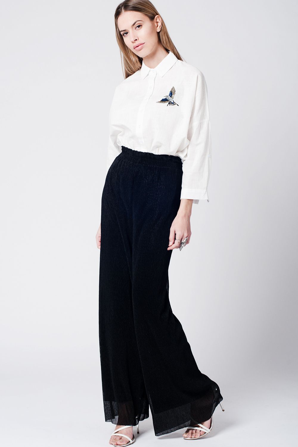Pantalon de bambula negro con pernera ancha Q2