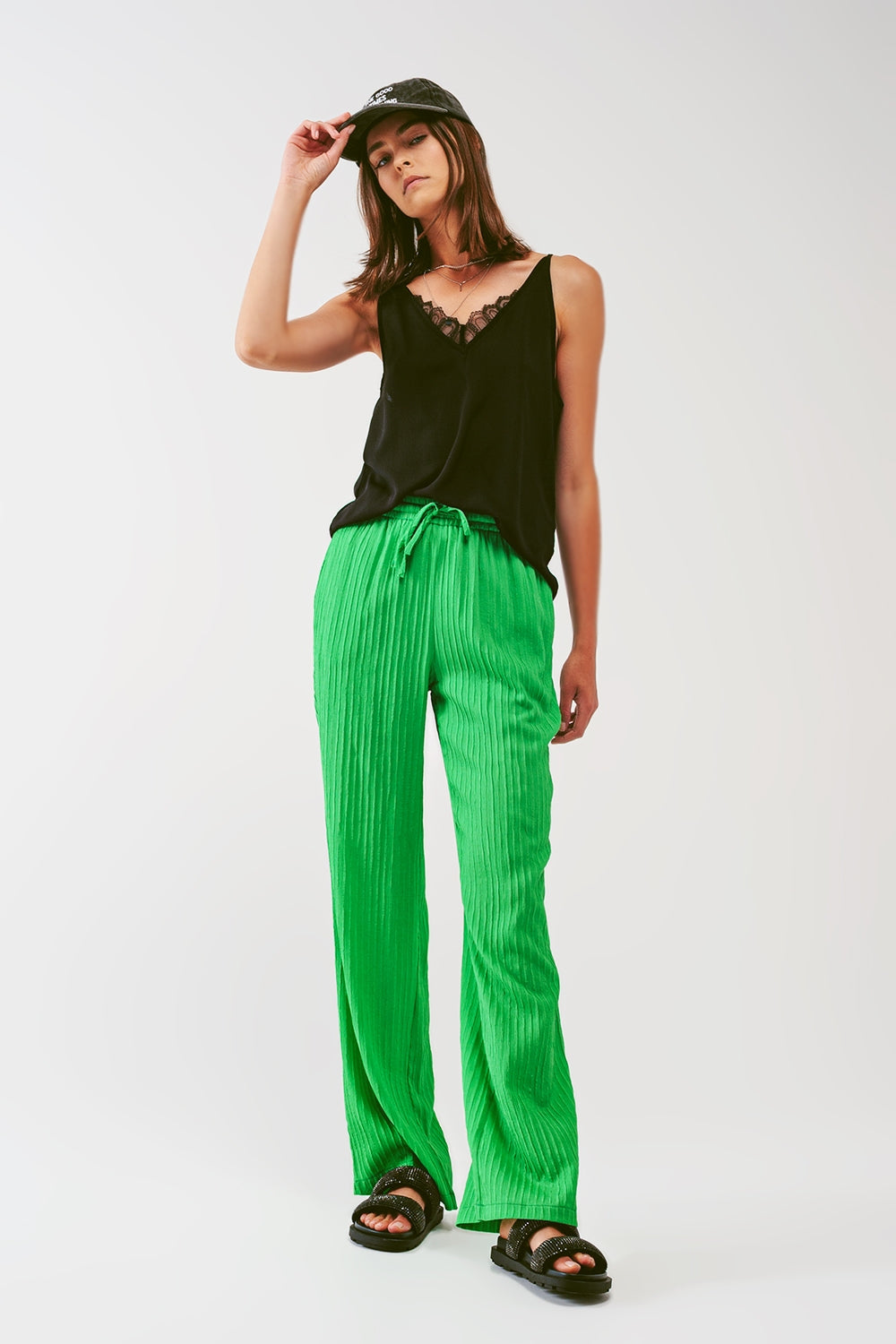 Pantalón de rayas holgado en verde Q2