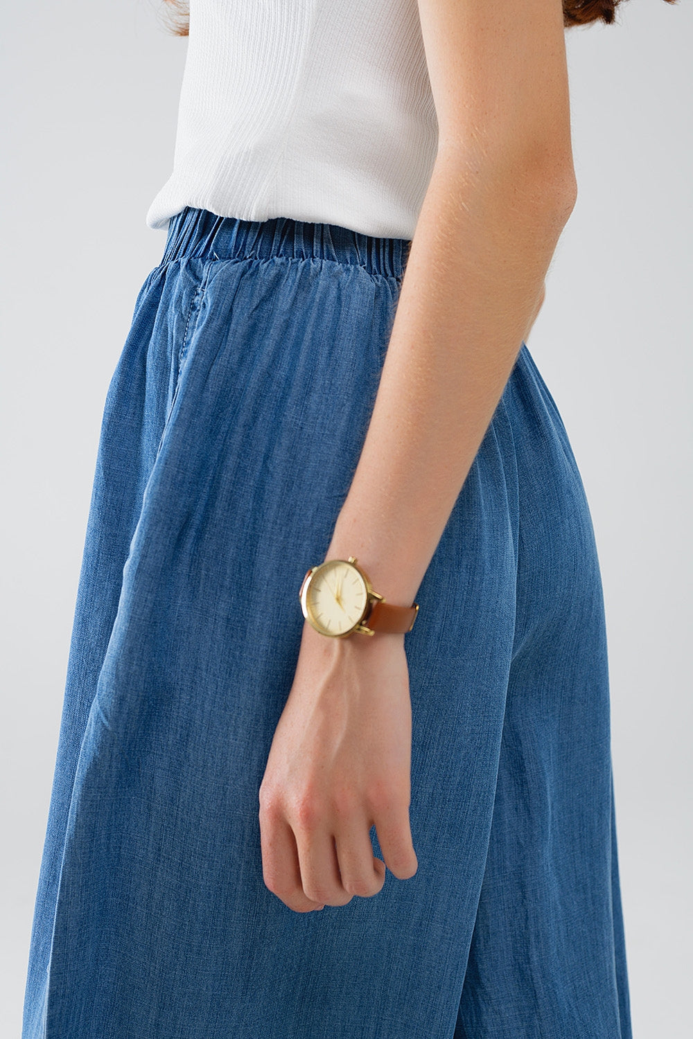 Pantalón de tencel fluido de pata ancha estilo vaquero azul Q2