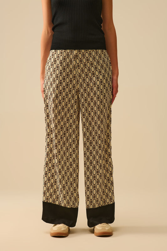 Q2 Pantalón estampado de pata ancha con motivo de cadenas