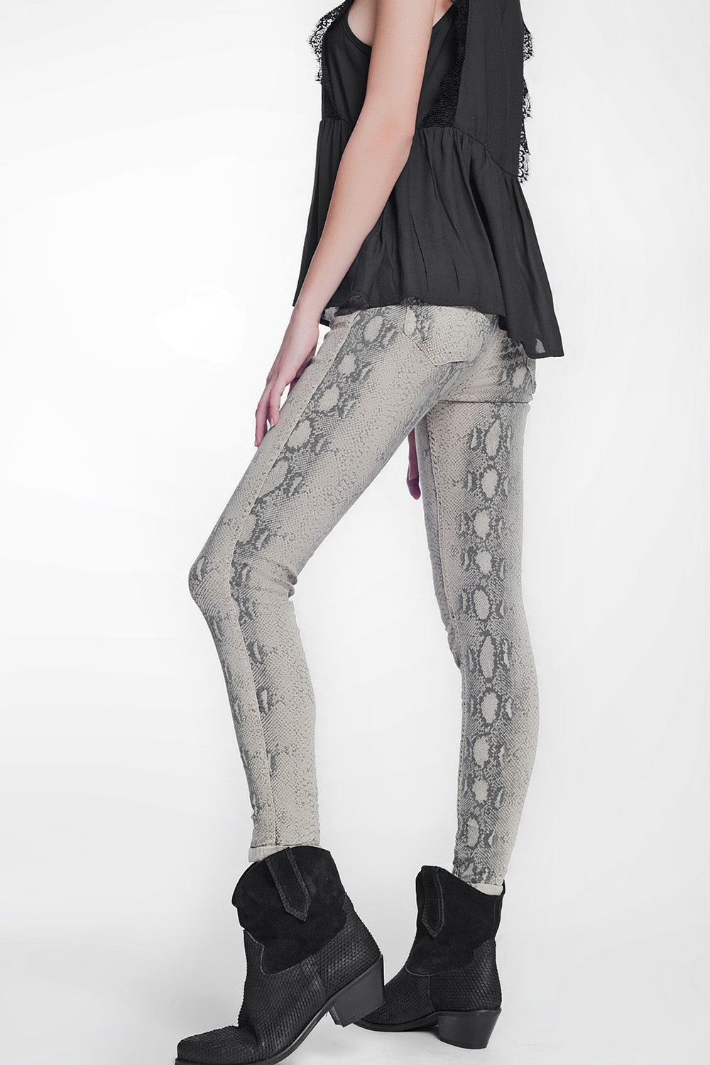 Pantalon estampado serpiente reversible en beige Q2