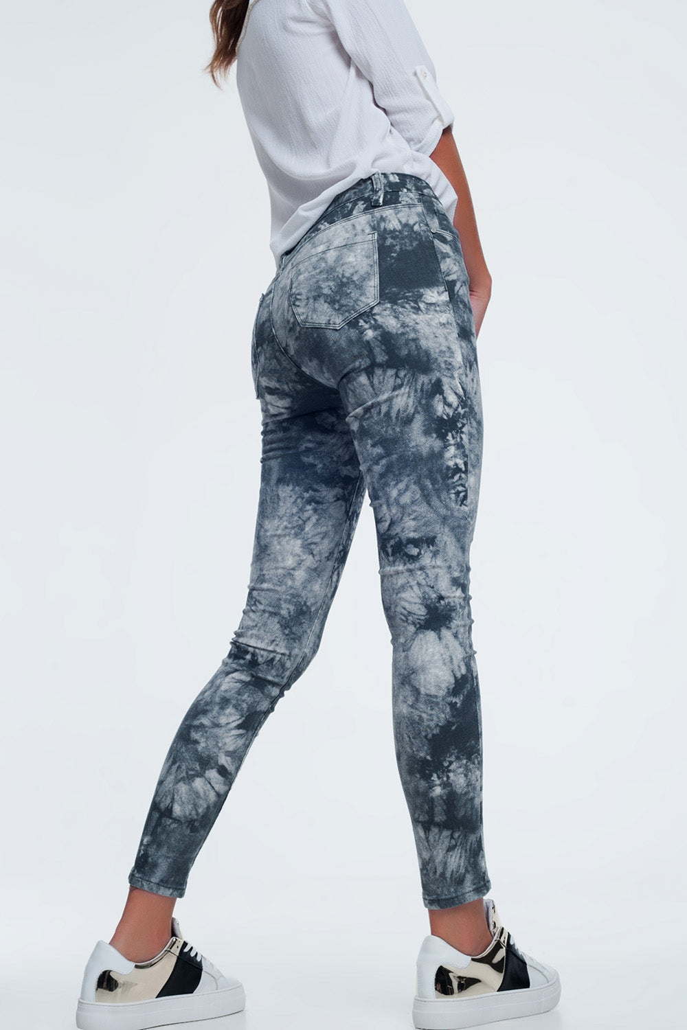 Pantalon gris slim teñido Q2