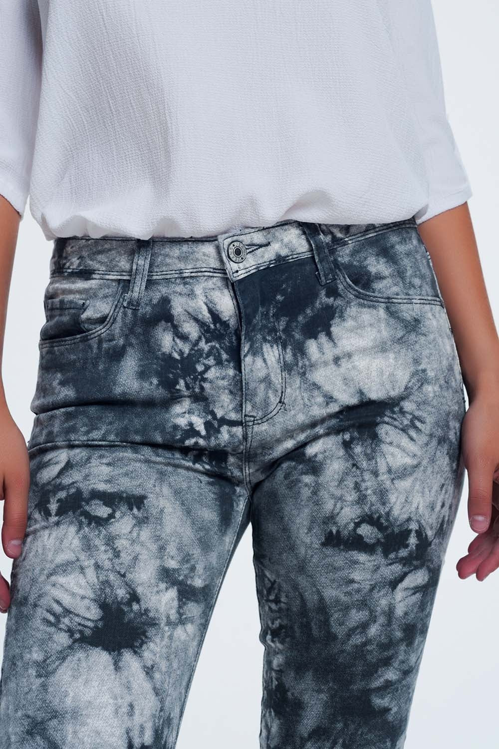Pantalon gris slim teñido Q2