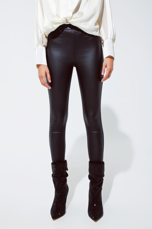 Q2 Pantalón negro brillante con banda elástica