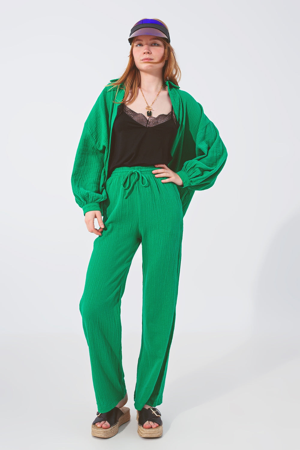 Pantalón Texturizado de Corte Holgado en Verde Q2
