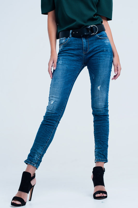 Q2 Pantalon vaquero ajustado con rasgaduras
