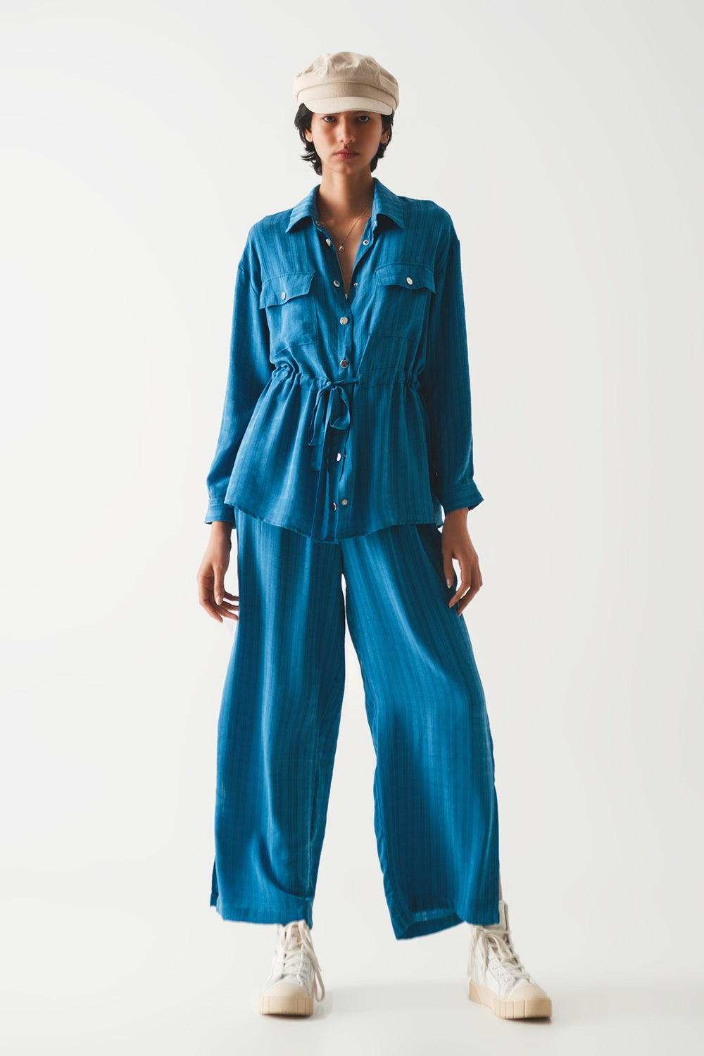 Pantalones anchos cintura elastica en azul Q2
