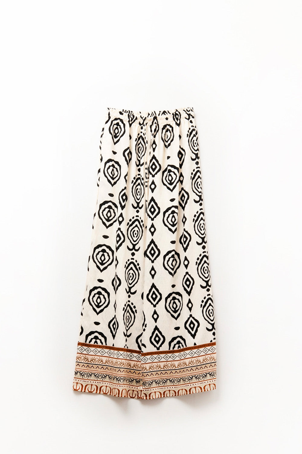 Q2 Pantalones anchos crema con estampado boho