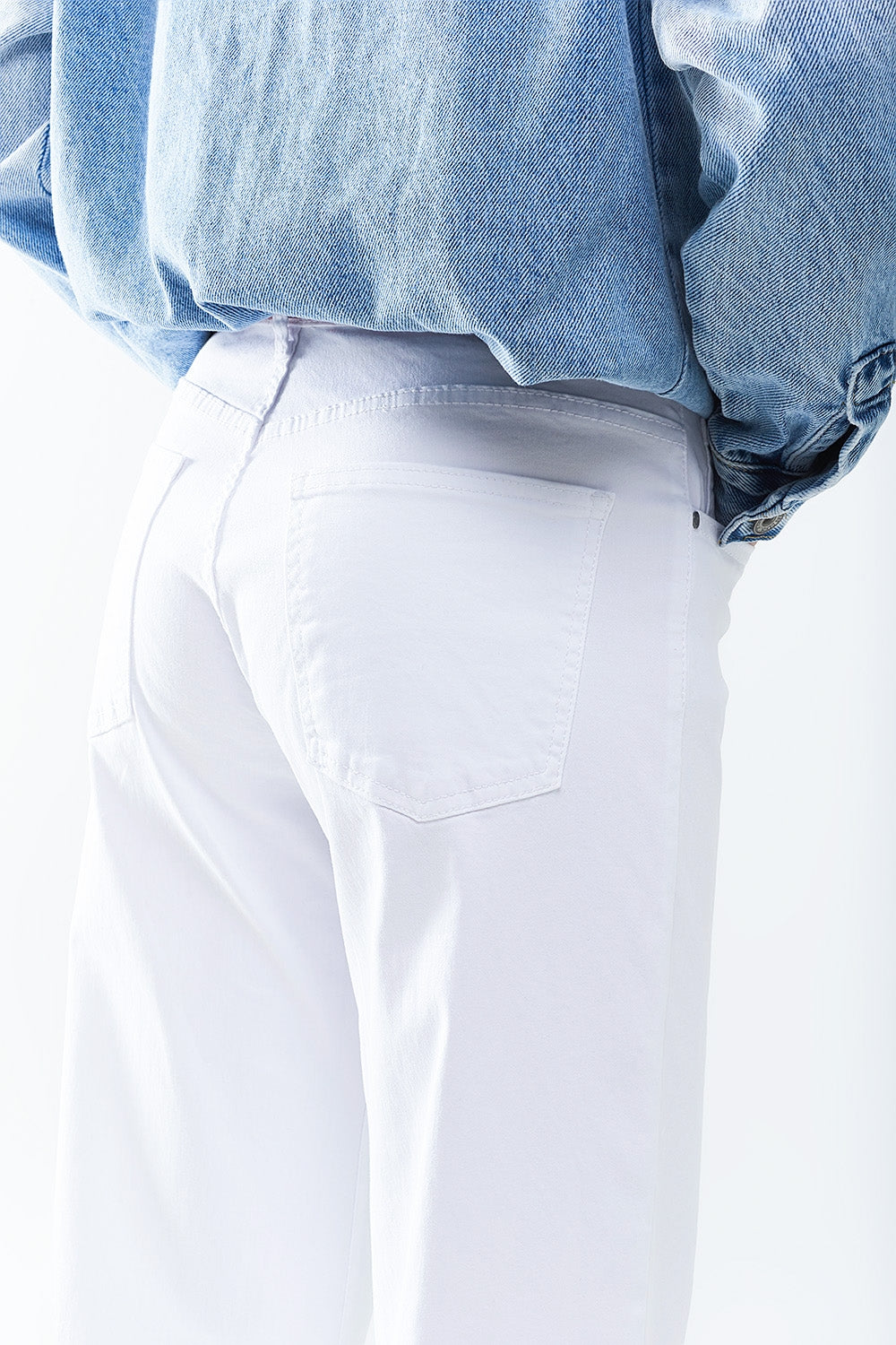 Pantalones Blancos Rectos de Pierna Ancha Q2