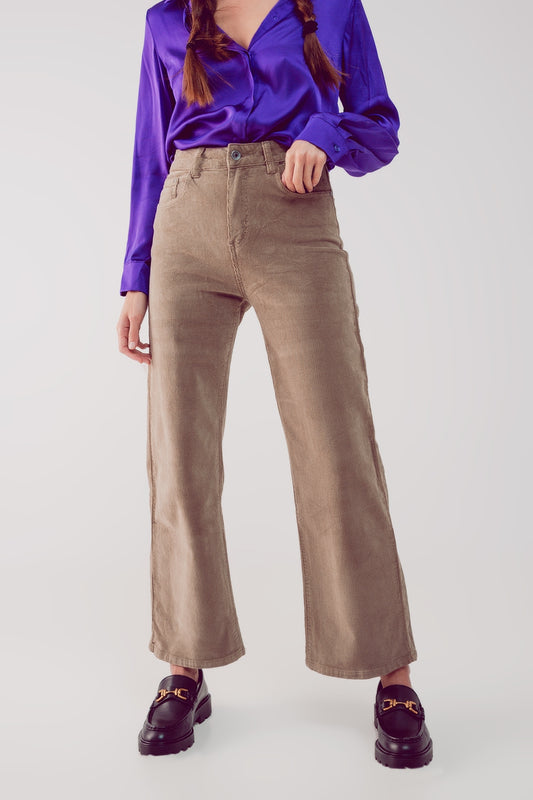 Q2 Pantalones capri beige de pana