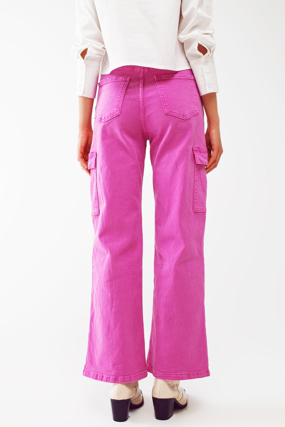 Pantalones cargo rectos en fucsia Q2