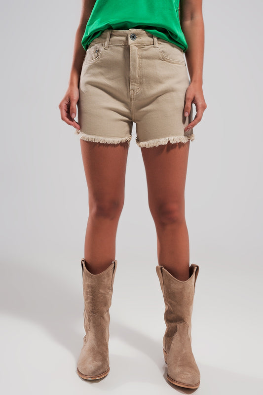 Q2 Pantalones cortos color beige