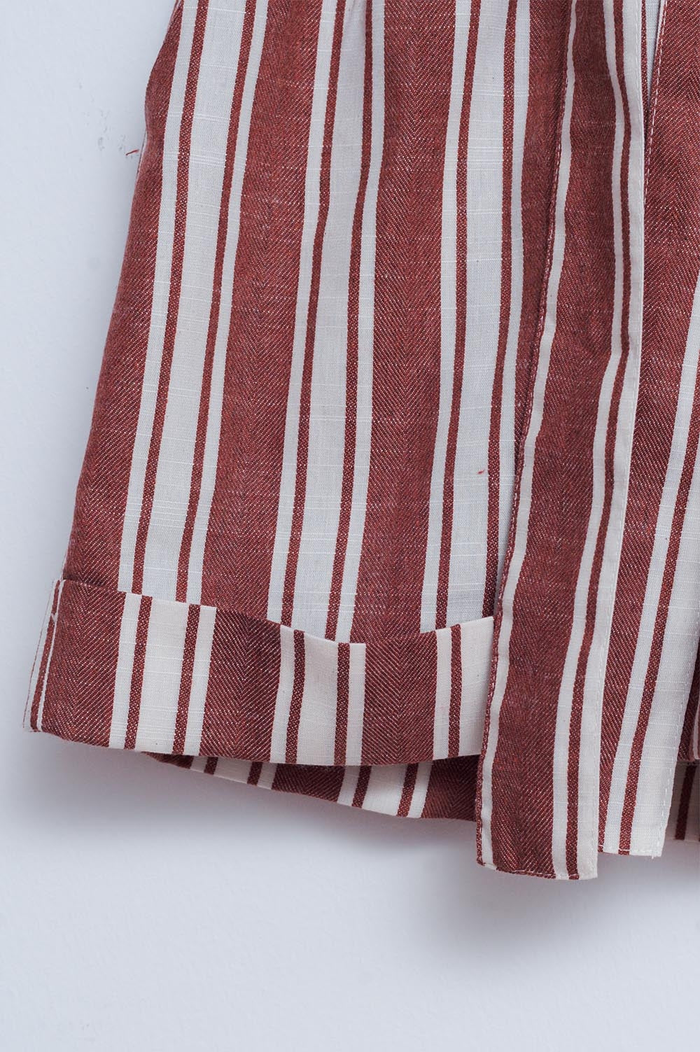 Pantalones cortos con cintura paperbag naranja Q2