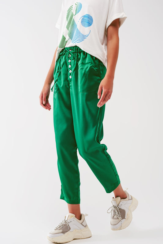 Q2 Pantalones cortos de satén en verde