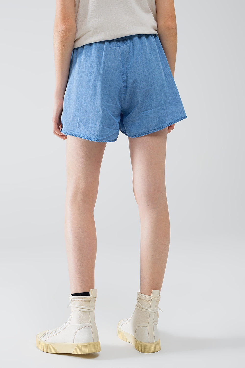 Pantalones cortos de Tencel vaqueros fluidos con bolsillos laterales Q2
