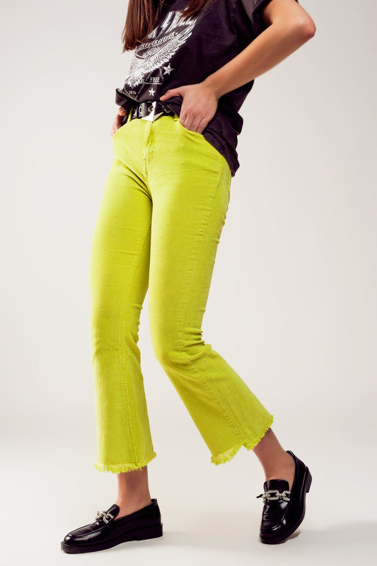 Q2 Pantalones de campana color verde lima de pana