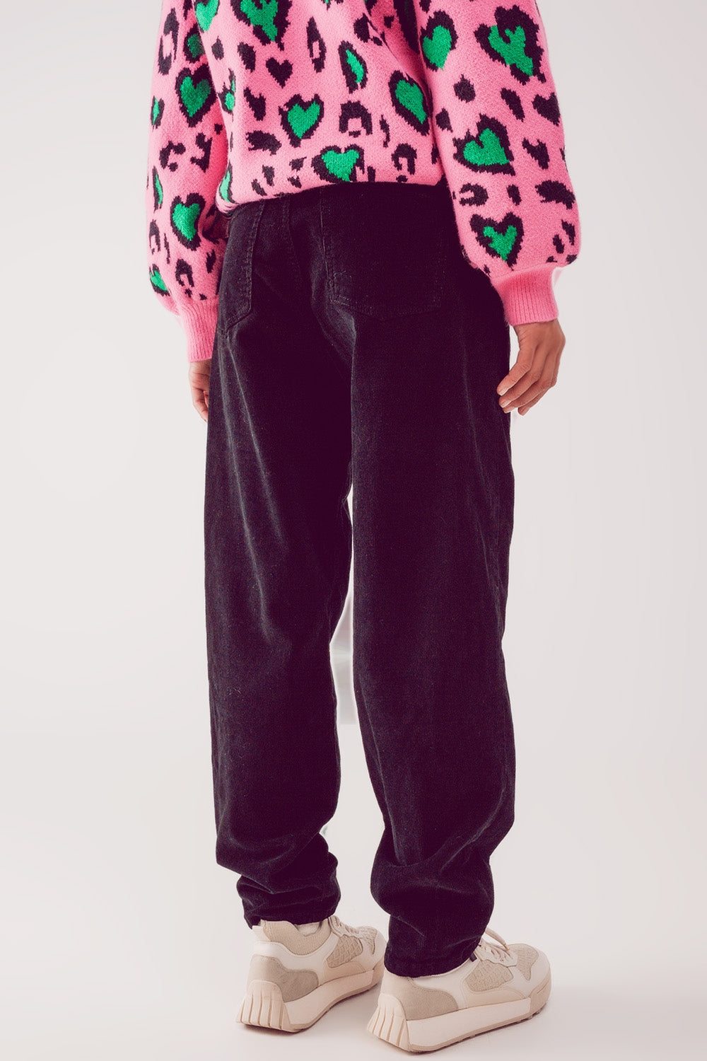 Pantalones  de pana slouchy de talle alto Q2