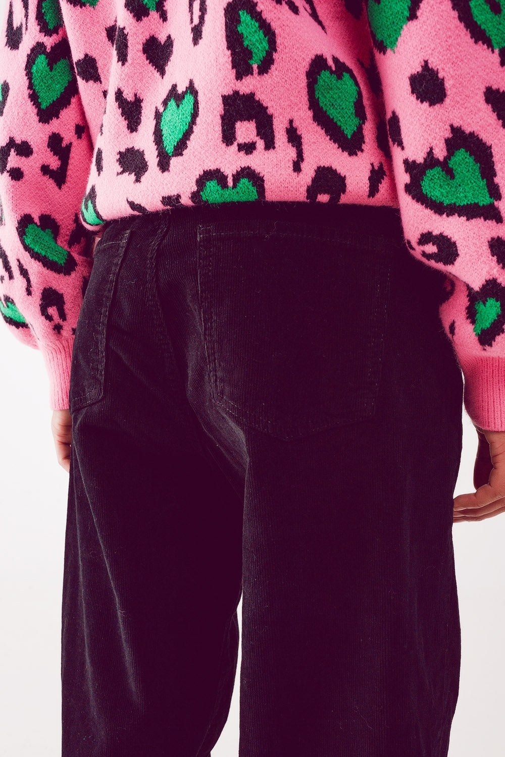 Pantalones  de pana slouchy de talle alto Q2