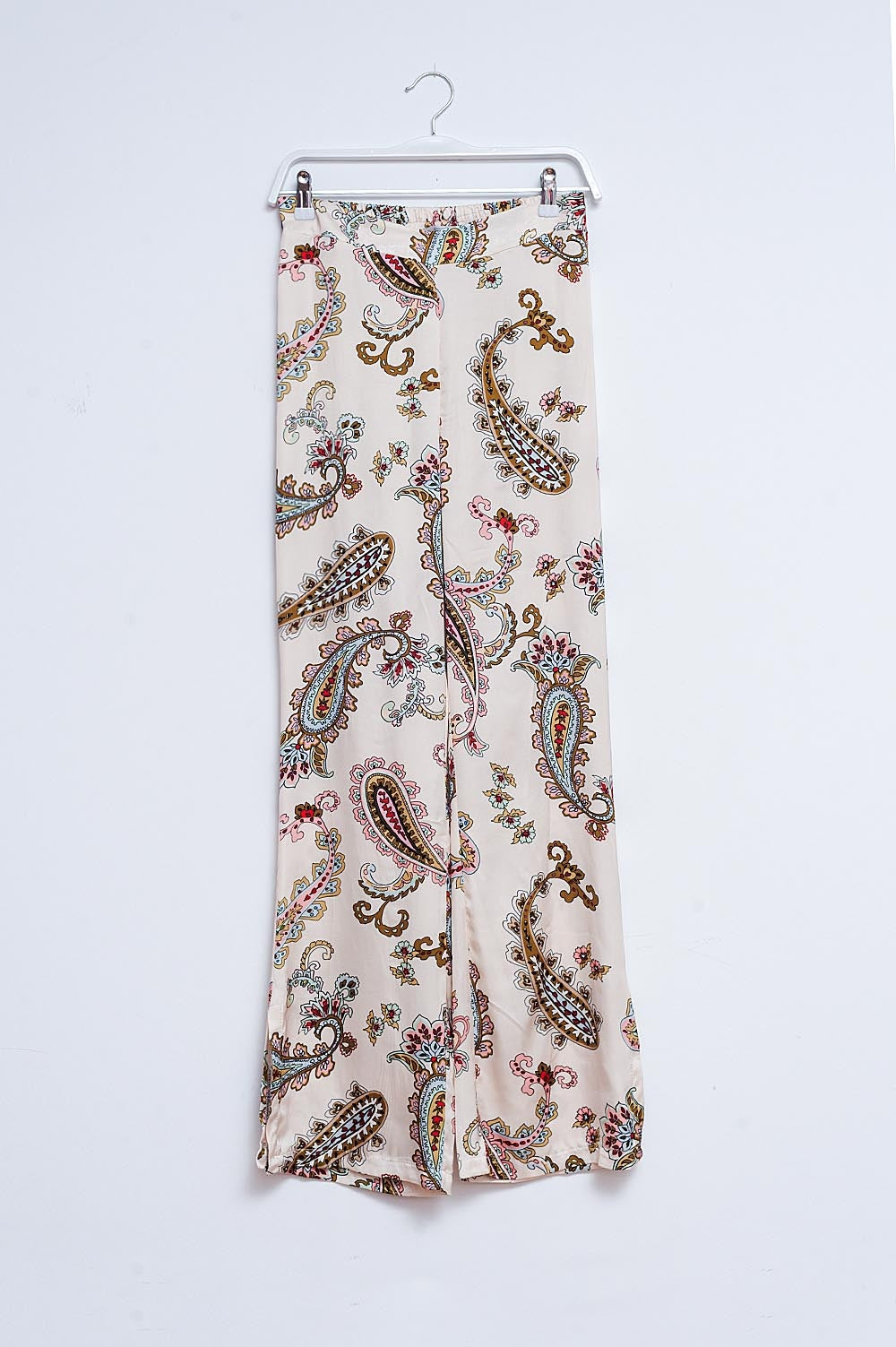 Q2 Pantalones de pernera ancha con estampado de cachemir