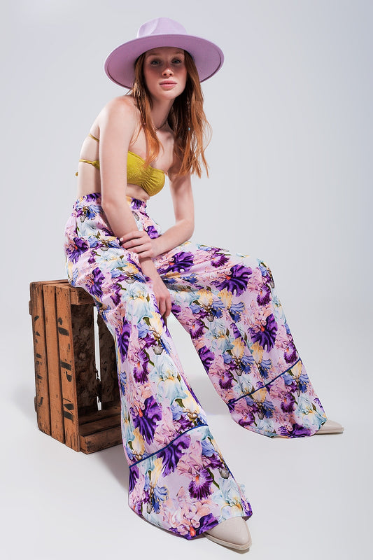 Q2 Pantalones de pernera ancha y talle alto con estampado floral morado de satén