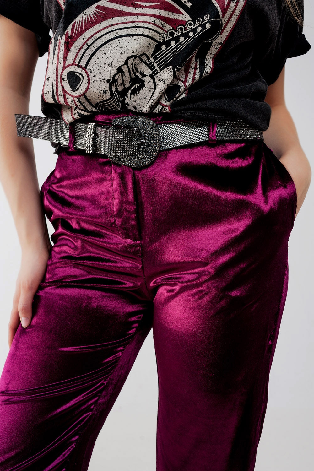 Pantalones de pernera recta en terciopelo morado Q2