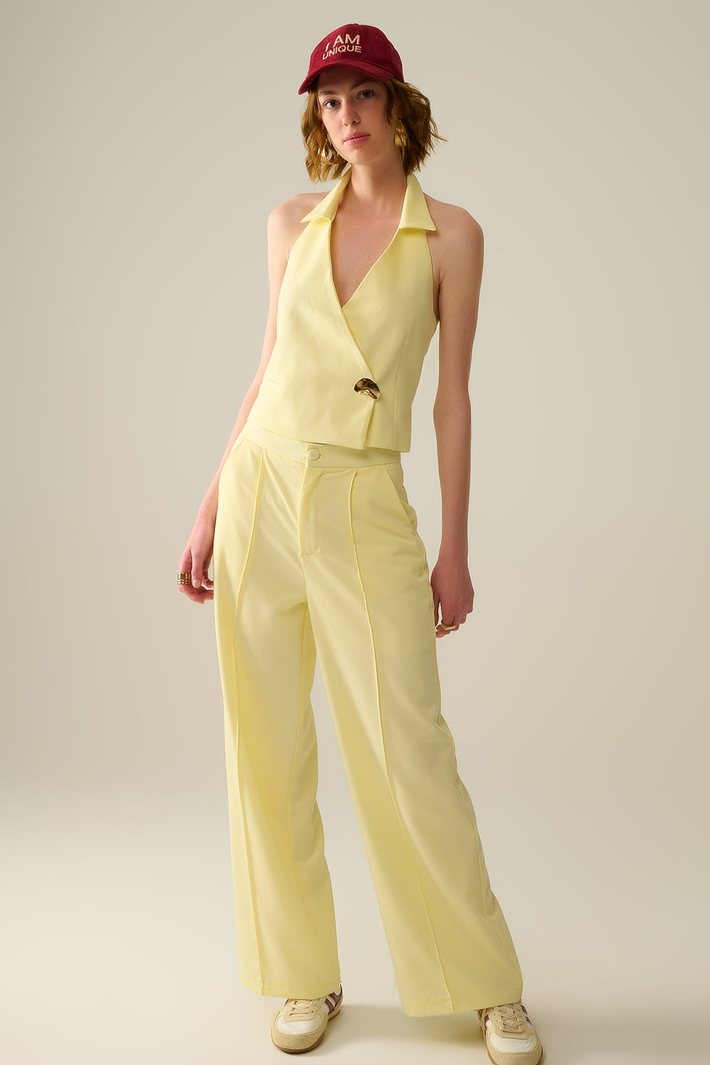 Pantalones de pierna ancha a medida en amarillo Q2