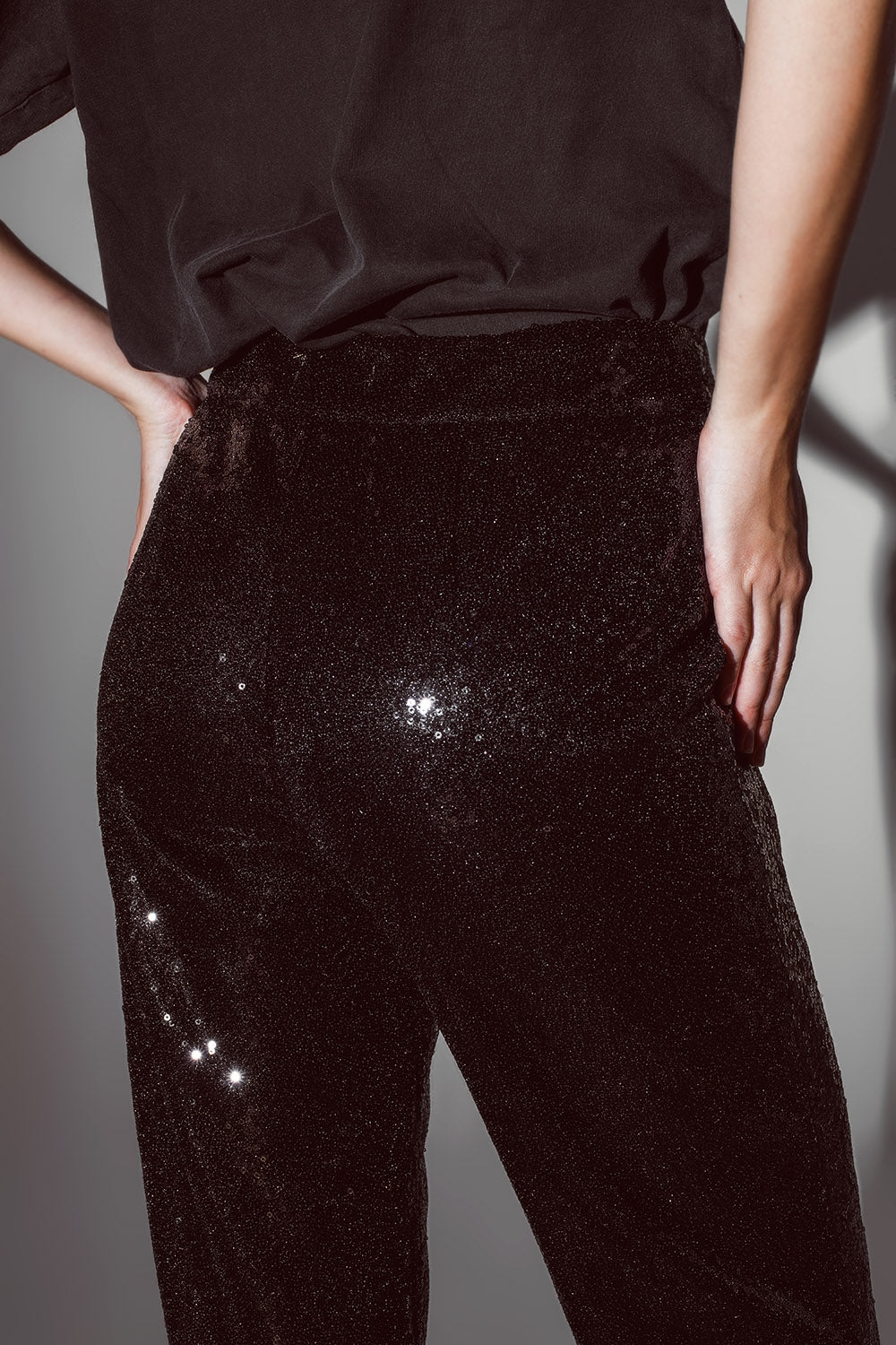 Pantalones de Pierna Recta con Lentejuelas en Negro Q2