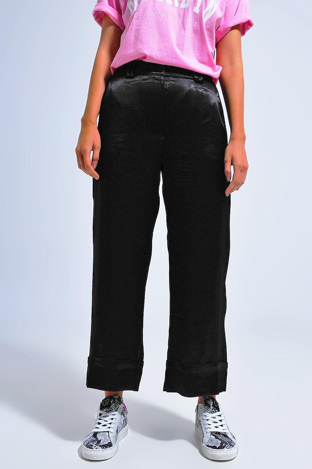 Pantalones de traje de pernera ancha de satén negros Q2