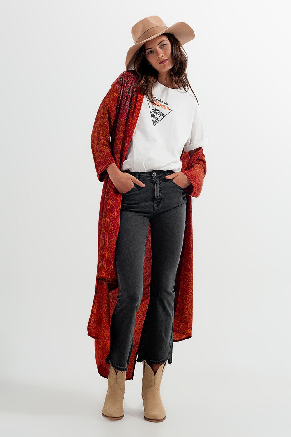 Pantalones en gris oscuro con tobillos anchos Q2
