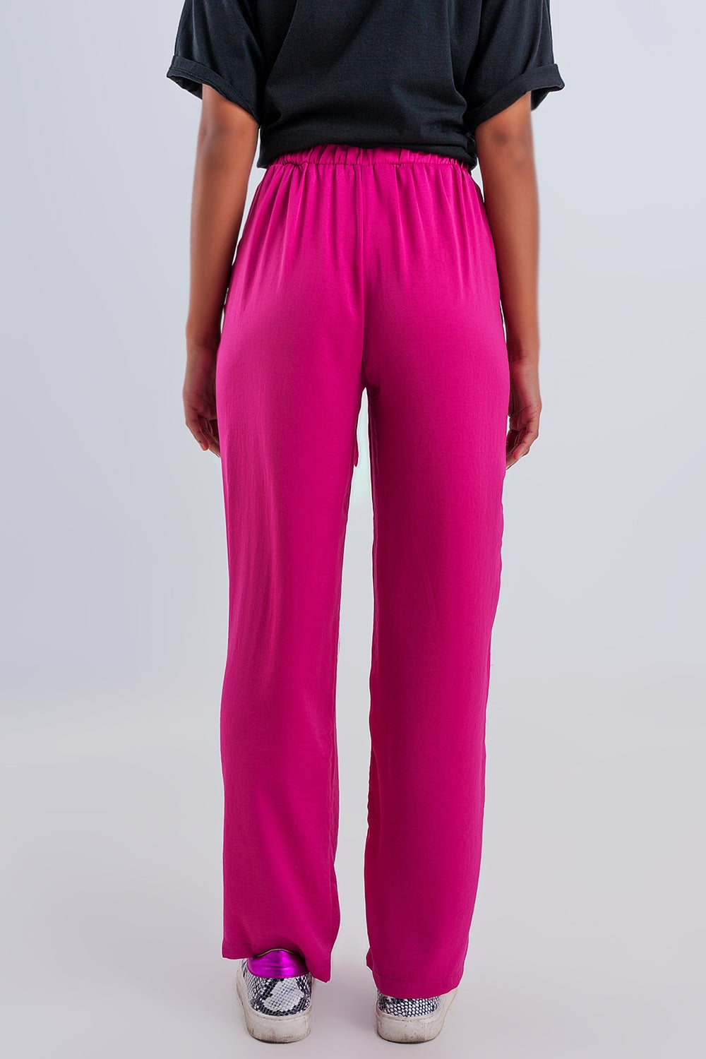 Pantalones fucsia de pernera ancha con cinturón Q2